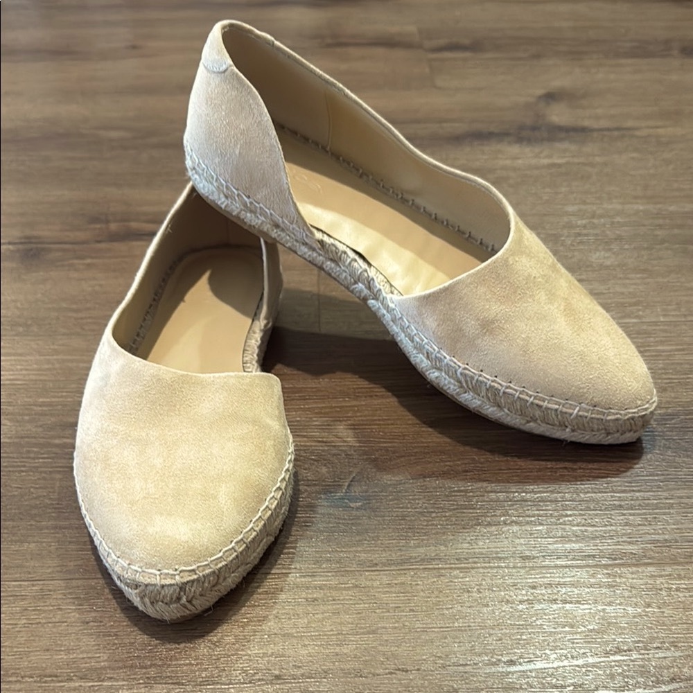 Vince Woman's Tita Espadrille Flats - Ballet Almond Toe in Beige Size 8m